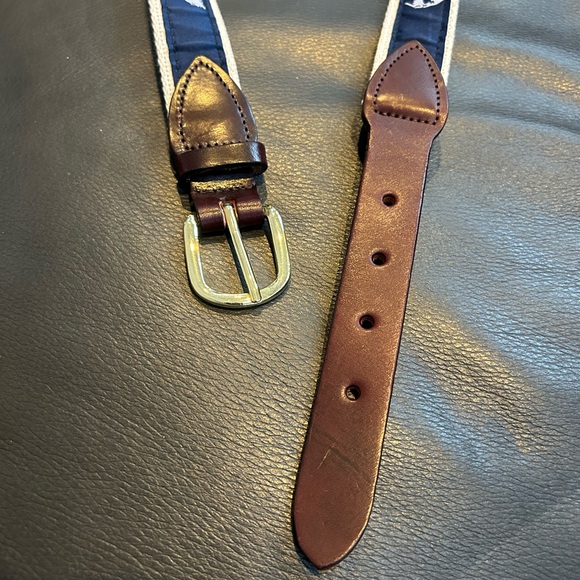 MEN'S LEATHER TAB
PATTERN RIBBON
BELT
MADE ON CAPE COD - Picture 4 of 7